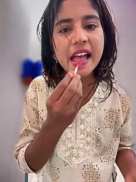 DiyAsingHh online show from December 18, 4:06 am