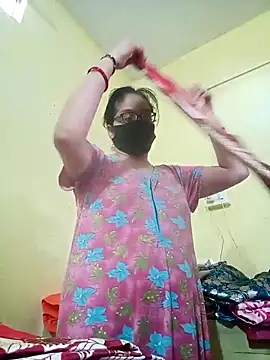 Snapshot of heenage chatting on October 8, 5:23 am heenage online show from October 8, 5:23 am