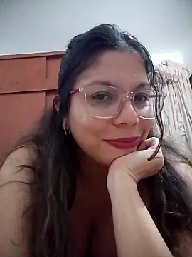 Carliina Soussa online show from April 13, 4:58 am