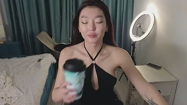 AudreyMell online show from January 16, 3:41 pm