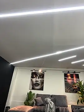 ElaaPerez online show from October 12, 8:22 pm