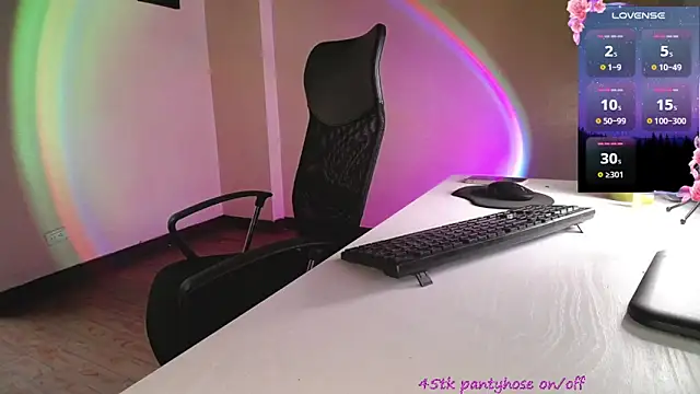 Estefany777 online show from October 26, 10:27 pm