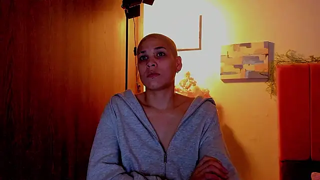 Charlee pink online show from March 15, 4:47 am