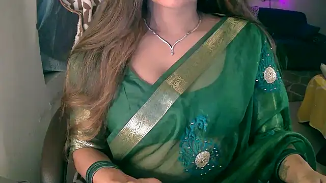 Snapshot of Cute-Tara chatting on October 5, 4:12 pm Cute-Tara online show from October 5, 4:12 pm
