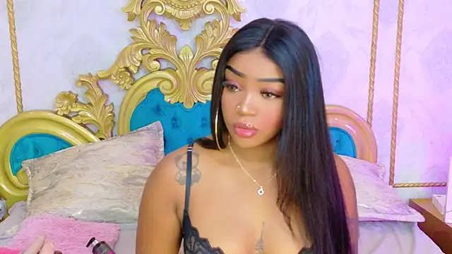 SalomeRestrepo online show from April 17, 3:30 am