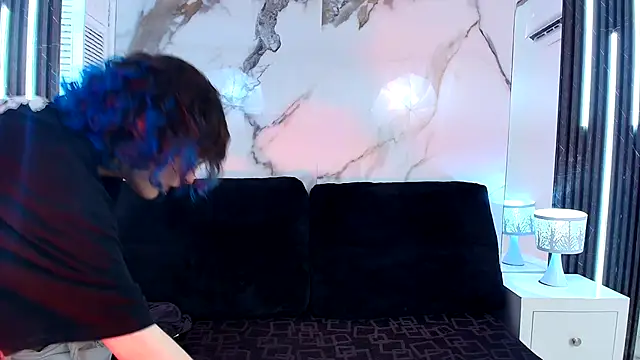 EvaHalsey online show from October 21, 7:40 pm