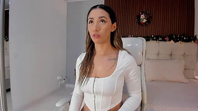 Emma23   online show from December 2, 6:15 am