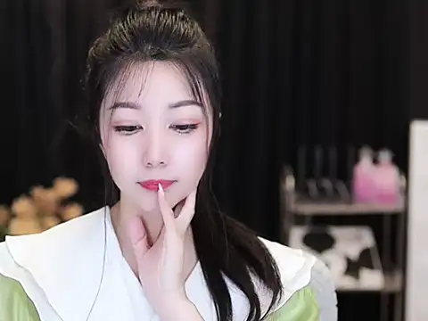 Nuyoah-77 online show from September 21, 5:55 pm