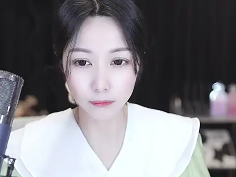 Nuyoah-77 online show from March 21, 1:27 pm