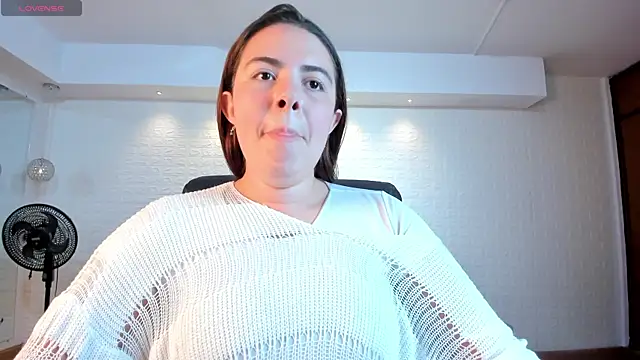 Lyssa Muller online show from November 10, 4:57 pm