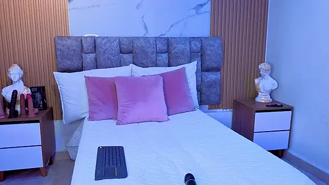 Khalifa fletcher online show from November 29, 12:03 am