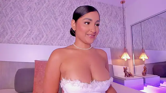 AishaPeyton online show from December 3, 3:25 pm