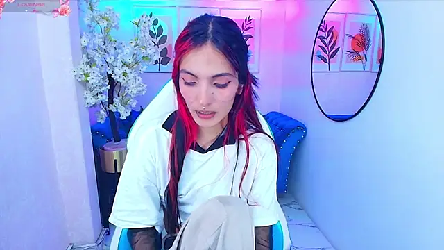 Dafne huges online show from December 3, 7:49 pm