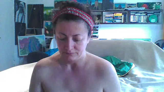 Snapshot of MariaAnaSunshine chatting on September 13, 6:32 am MariaAnaSunshine online show from September 13, 6:32 am