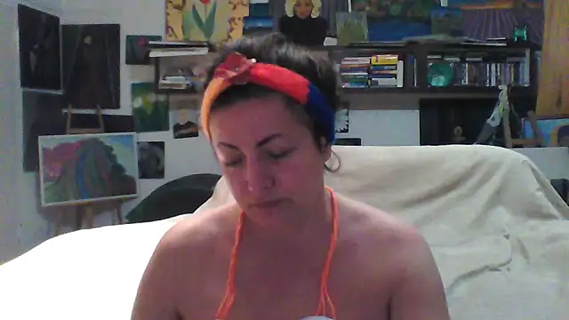 Snapshot of MariaAnaSunshine chatting on October 18, 8:21 pm MariaAnaSunshine online show from October 18, 8:21 pm