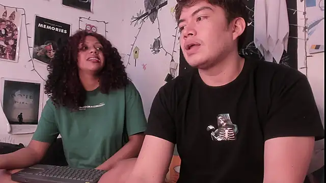 hothoneychile online show from November 4, 3:22 am