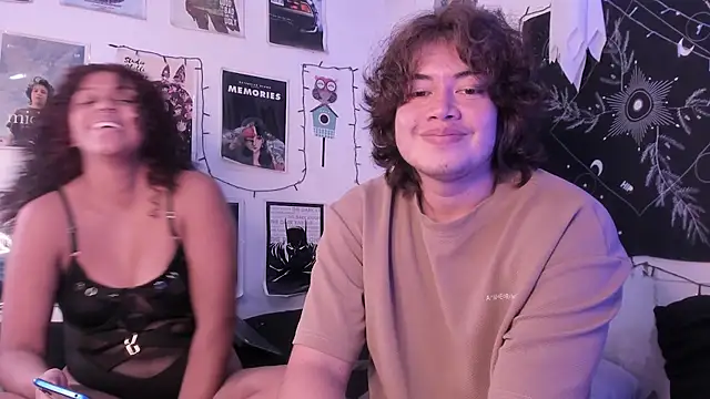 hothoneychile online show from September 17, 3:21 pm