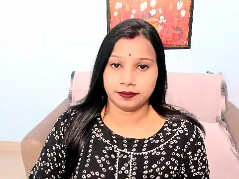 kendracox21 online show from April 3, 3:59 am