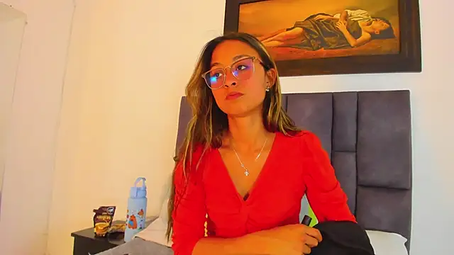 tatiana valencia online show from June 8, 6:52 pm
