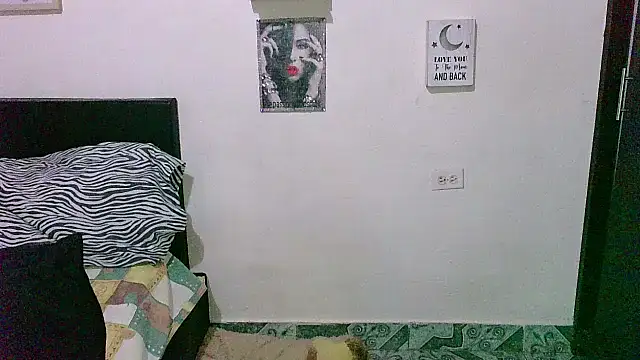 zaray bella online show from September 24, 11:59 pm