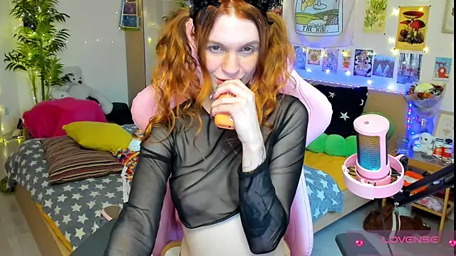 Sunny Elly online show from April 3, 8:34 am