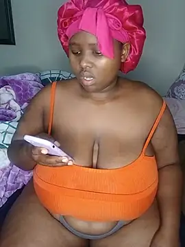 queenxdede online show from May 15, 3:54 am