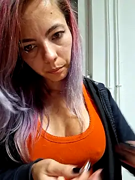 allinqueen online show from October 1, 1:54 am