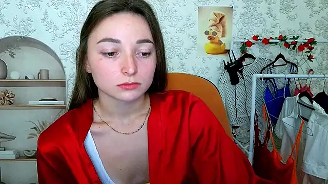  Barbie Kiss  online show from October 15, 5:21 am