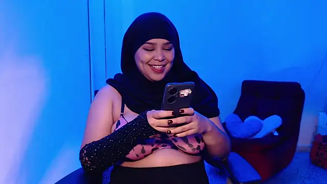 VenussTits97 online show from February 13, 12:01 am