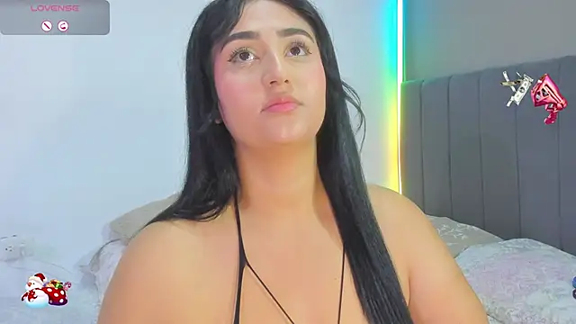 curvy jhacky online show from December 17, 1:11 am