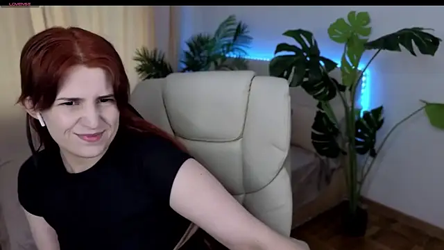 FoxyRayy online show from September 29, 6:40 am