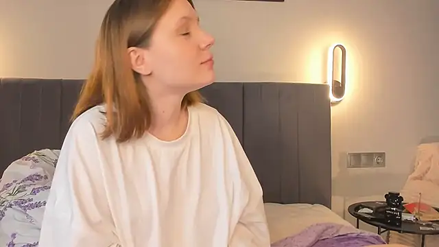 lanaandarchi online show from April 7, 4:20 pm