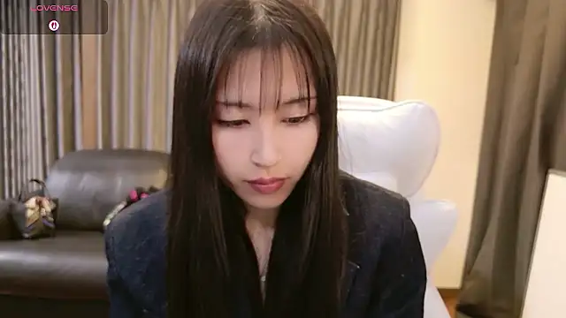 -satomi-jp online show from February 2, 12:48 pm