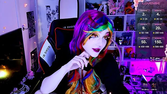 Aki  Ra online show from April 6, 11:28 pm