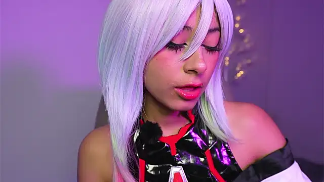 cloe  palmer online show from April 13, 12:39 pm