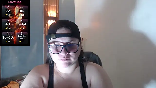 Snapshot of katty_femdom chatting on October 14, 12:41 pm katty femdom online show from October 14, 12:41 pm