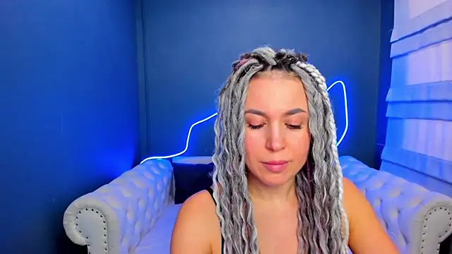 rock n roxy online show from February 6, 7:01 am