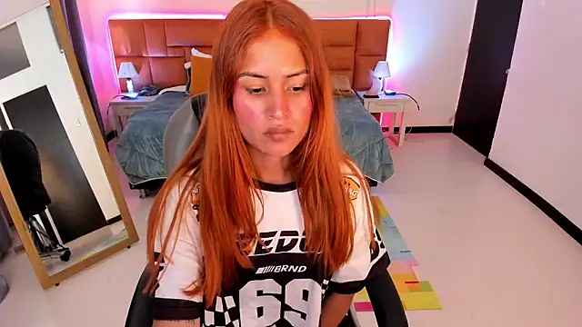 Tamy edwards online show from February 1, 8:29 pm