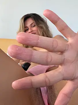 cuteluci  online show from June 15, 2:28 pm