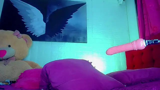 NahomiCamper online show from January 9, 1:10 am