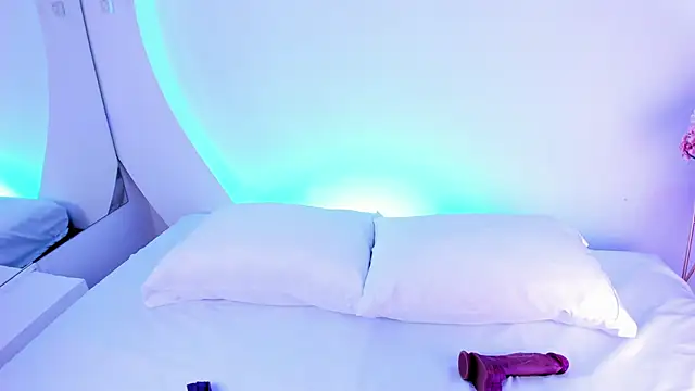 NanaOsaky online show from January 14, 12:21 pm