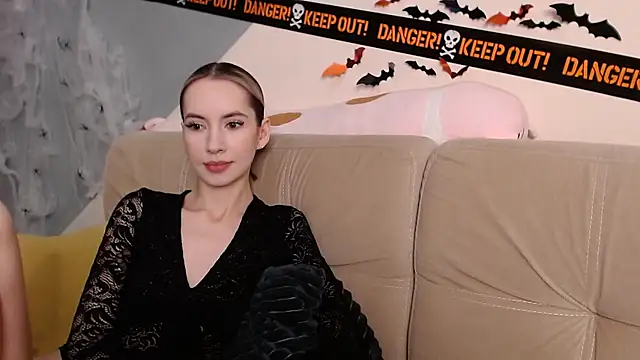 AmbrielHailey online show from November 4, 12:37 am