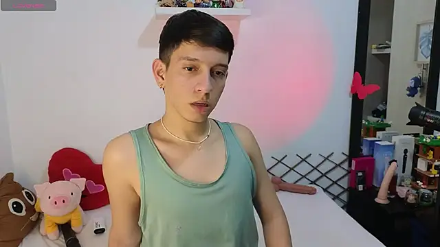 milky  boy  online show from February 8, 4:49 am