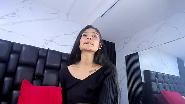 AuroraBon online show from February 21, 6:47 am