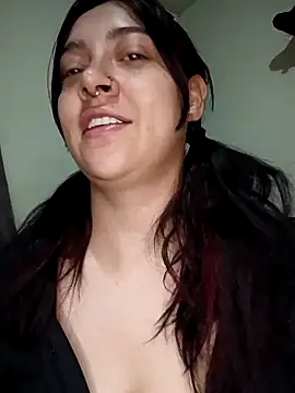 CORALINE GREYM online show from November 21, 1:29 am