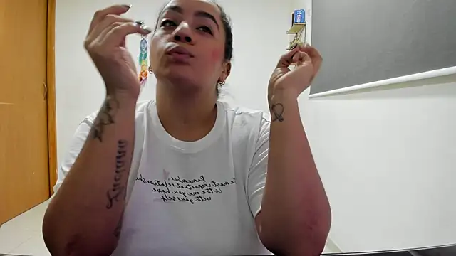 Samanthagax online show from May 15, 11:29 pm