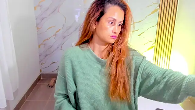 coralcarter1 online show from October 30, 5:43 am