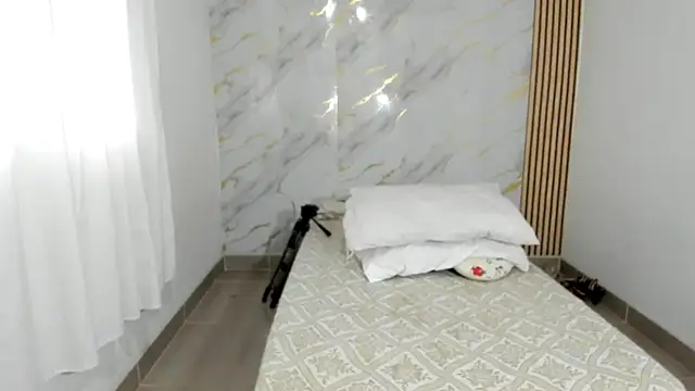 coralcarter1 online show from January 10, 10:03 pm