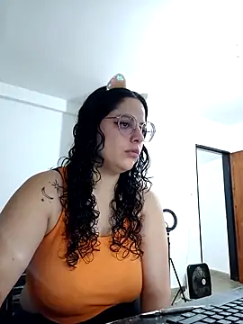 babyluna939 online show from April 19, 6:32 pm