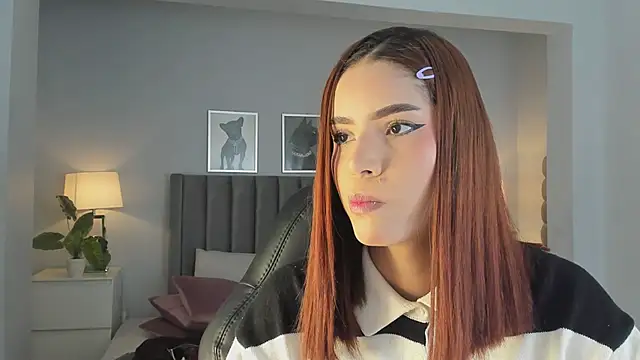 Madie  collins online show from November 11, 11:29 am